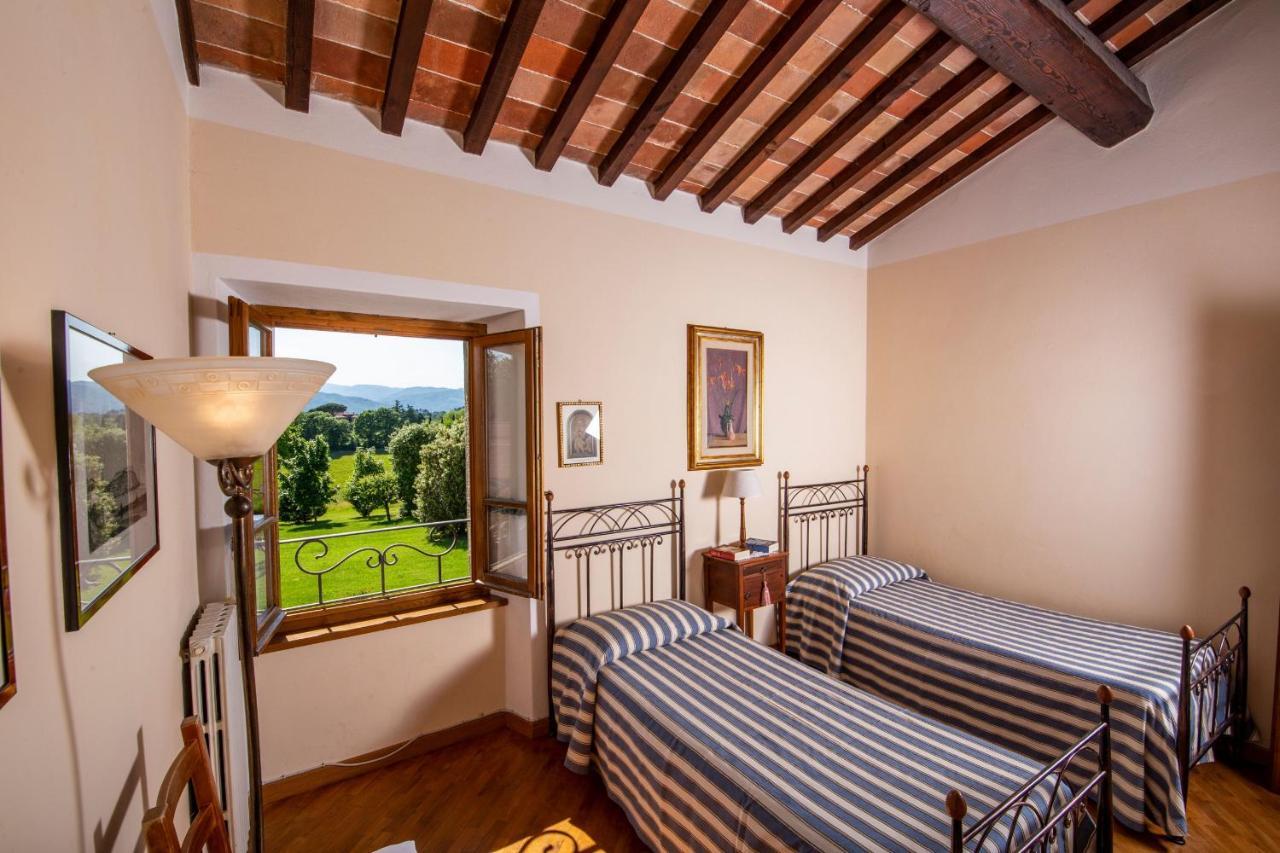 Villa La Cornice - Homelike Villas Биббьена Экстерьер фото